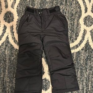 Kid black snow pants.